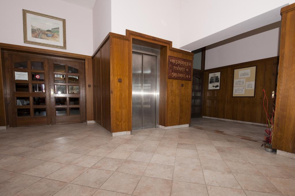 Hotel Hajcman Zdar Nad Sazavou Ngoại thất bức ảnh