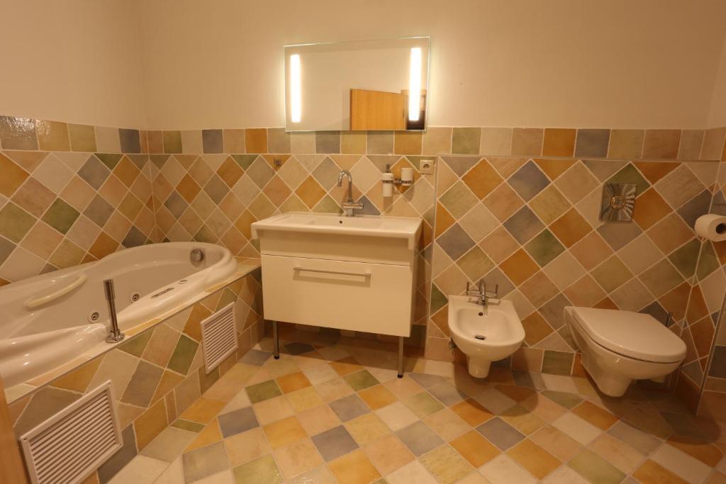 Hotel Hajcman Zdar Nad Sazavou Ngoại thất bức ảnh